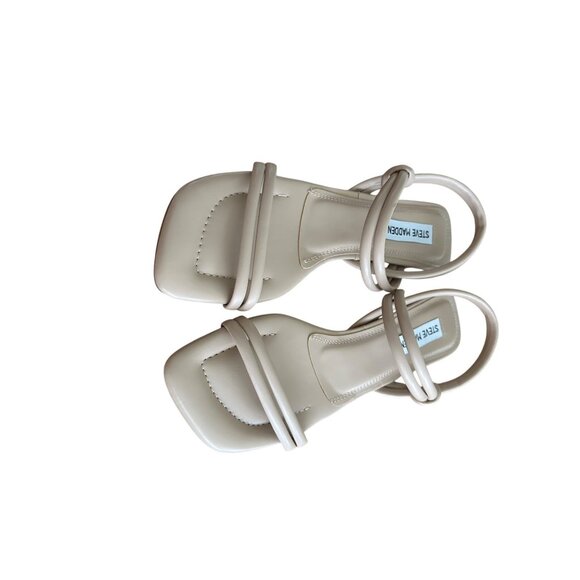 Steve Madden Beige Square Toe Strappy Sandals Low Block Heel Sz 7.5 NEW - Picture 2 of 8